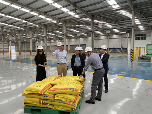 強(qiáng)化產(chǎn)業(yè)鏈協(xié)同合作，國(guó)聯(lián)股份攜肥多多走進(jìn)荊楚大地，共拓磷化工產(chǎn)品銷(xiāo)售新篇章